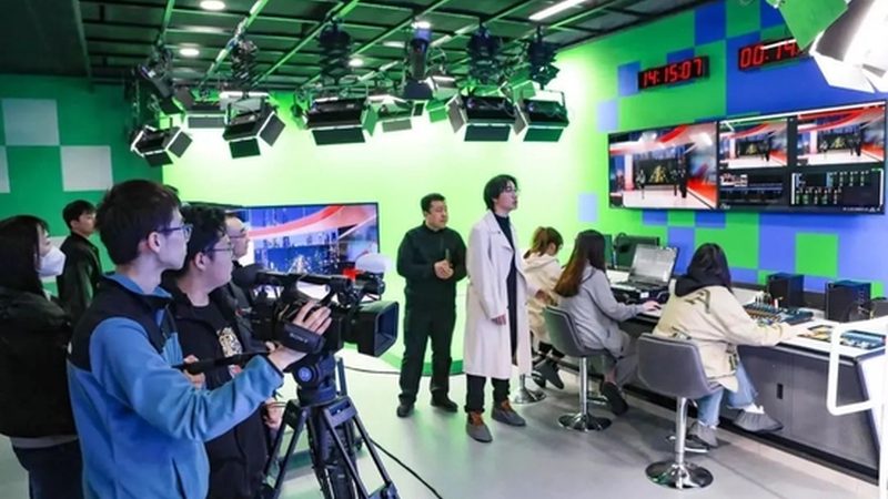 服装短视频代运营按效果收费：揭秘行业新模式